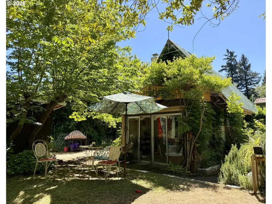 185 Ecklund St, Canyonville, OR 97417 - #3