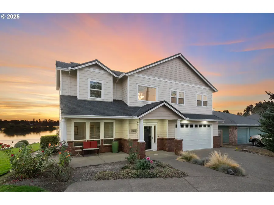 21795 NE Lachenview Ln, Fairview, OR 97024 - Image #2