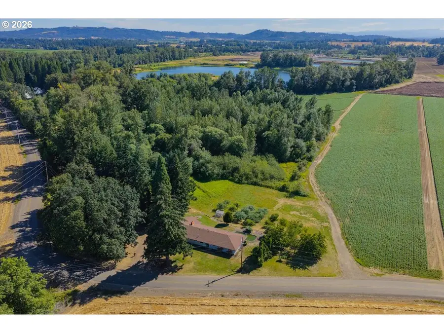 39179 Santiam Bluffs Rd Ne, Albany, OR 97322 - #3