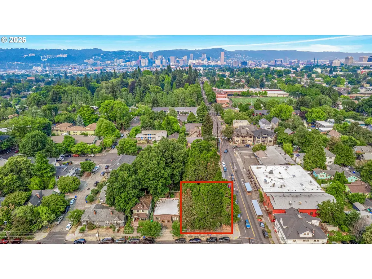 2880 SE Stark St, Portland, OR 97214 - #1