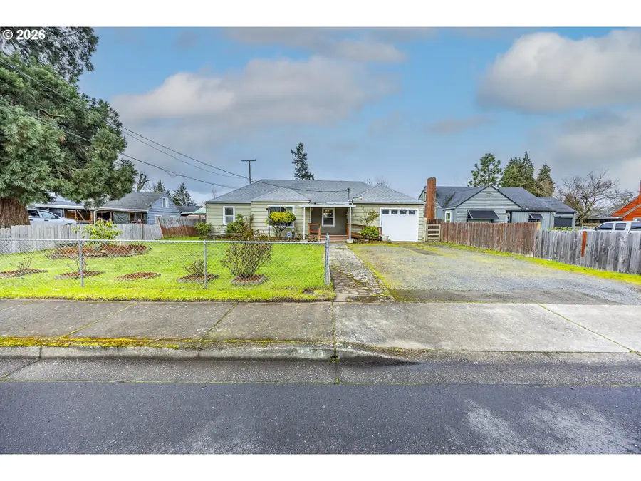 2240 5th St, Springfield, OR 97477 - #2