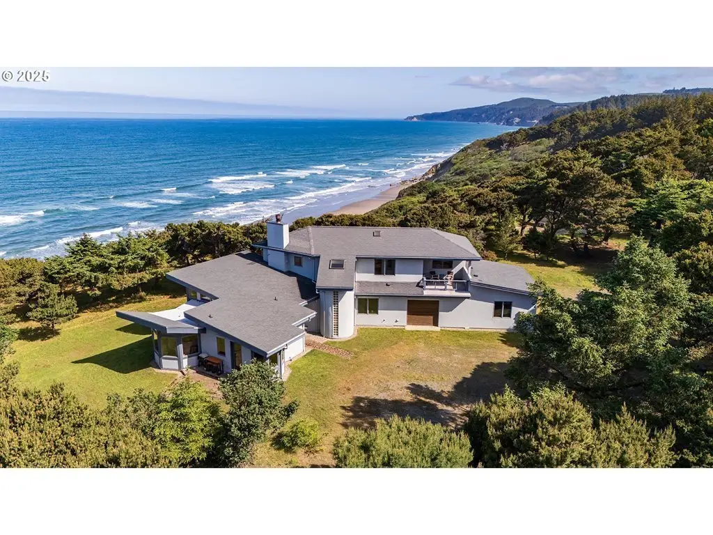 88675 Whiting Ln, Bandon, OR 97411 - Image #1