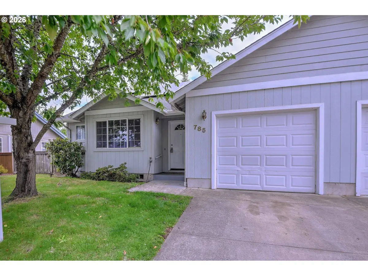 785 Red Cedar Ct, Eugene, OR 97402 - #1