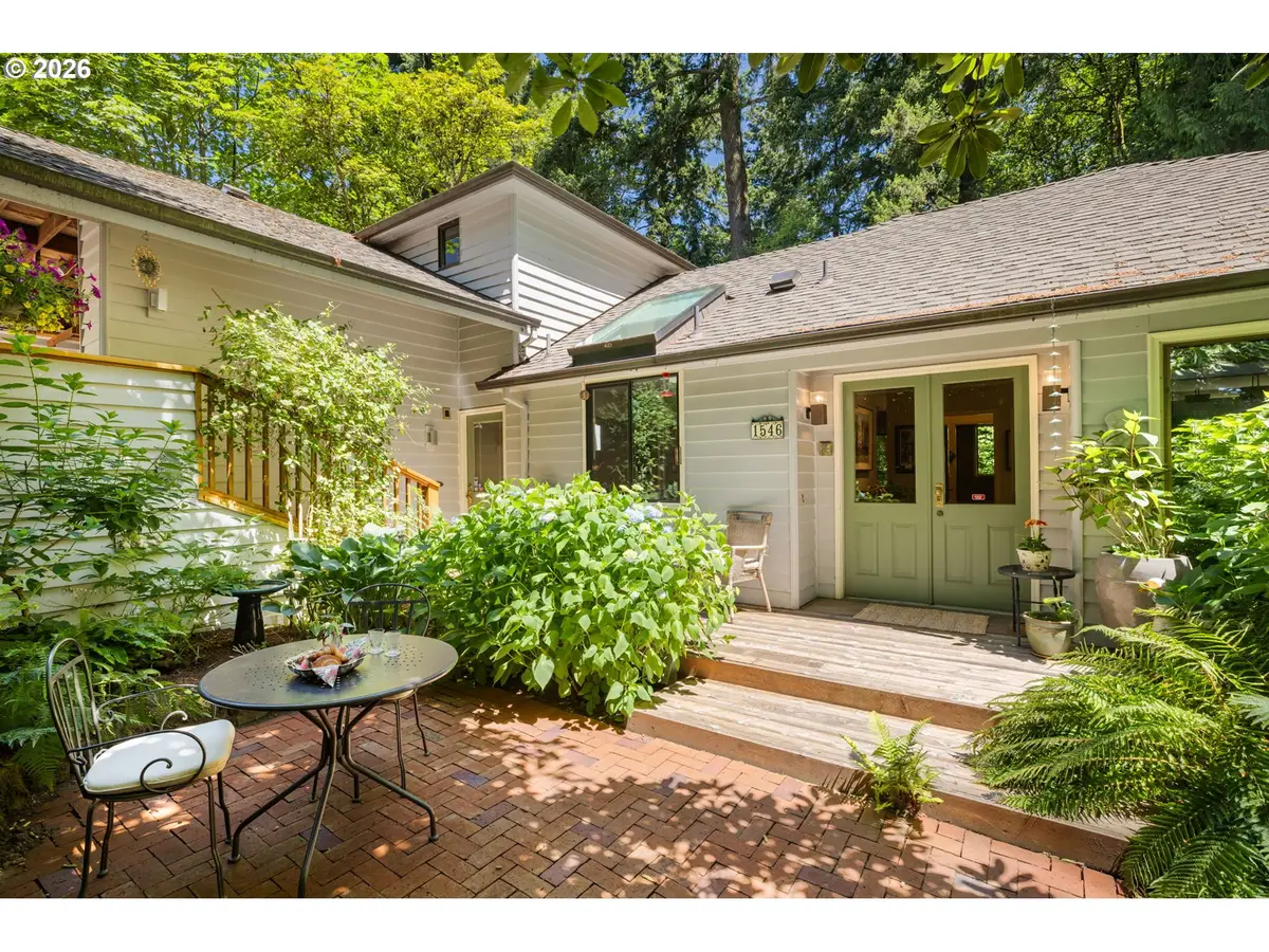 1546 SW Upland Dr, Portland, OR 97221 - #1