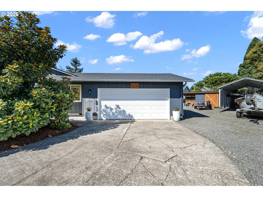 1136 S 39th St, Springfield, OR 97478 - #2
