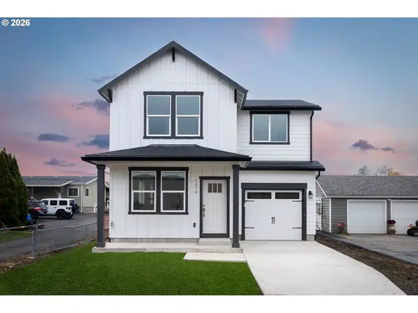 1676 Tucker Rd, HoodRiver, OR 97031