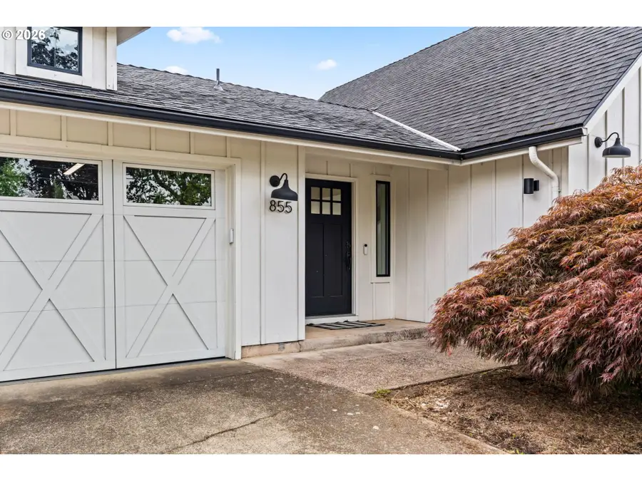 855 Calvin St, Eugene, OR 97401 - #3
