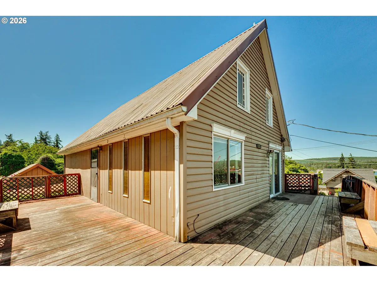 135 Date St #A/B, Kalama, WA 98625 - #1
