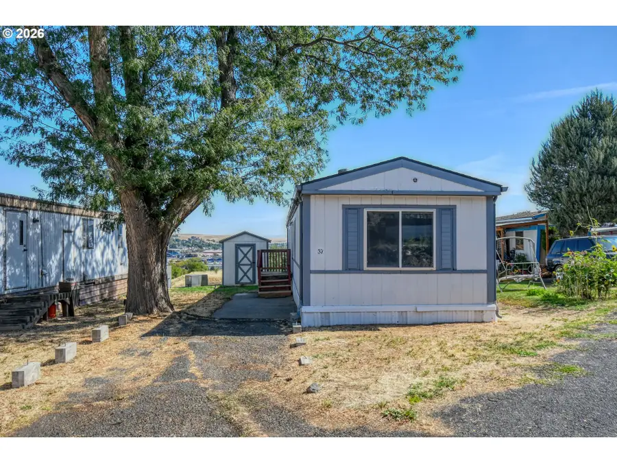 2801 SW Houtama Rd #37, Pendleton, OR 97801 - #2