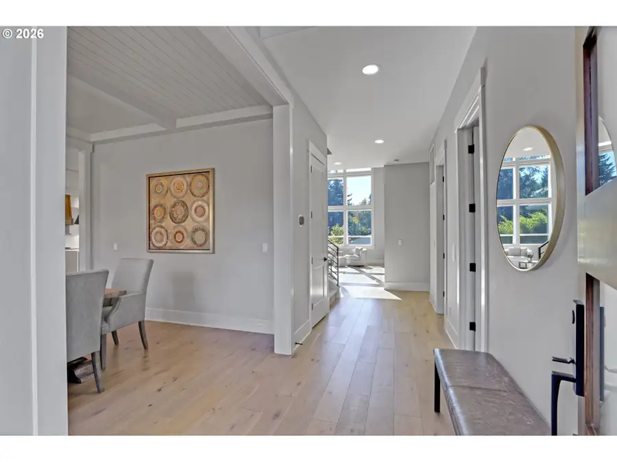 9680 SW Morrison St, Portland, OR 97225 - #2