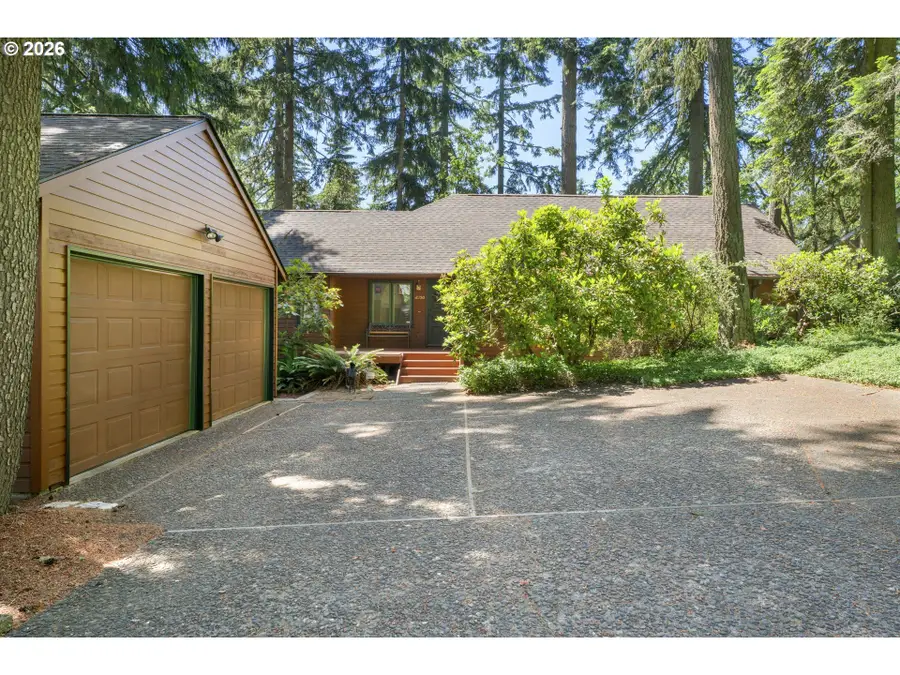 2350 Mclean Blvd, Eugene, OR 97405 - #2