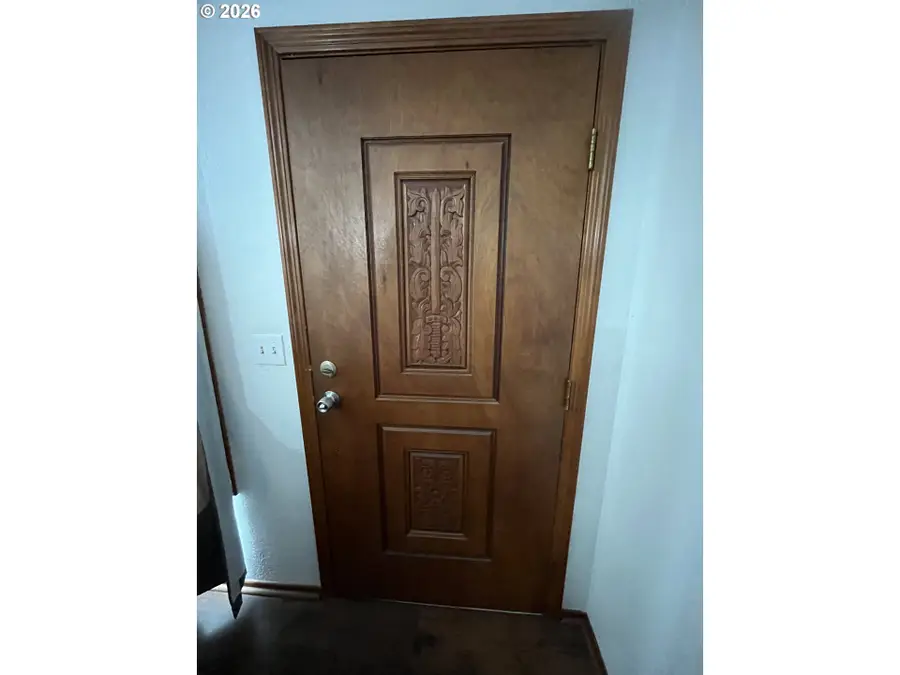 1024 SW Bryson St, Dallas, OR 97338 - #3