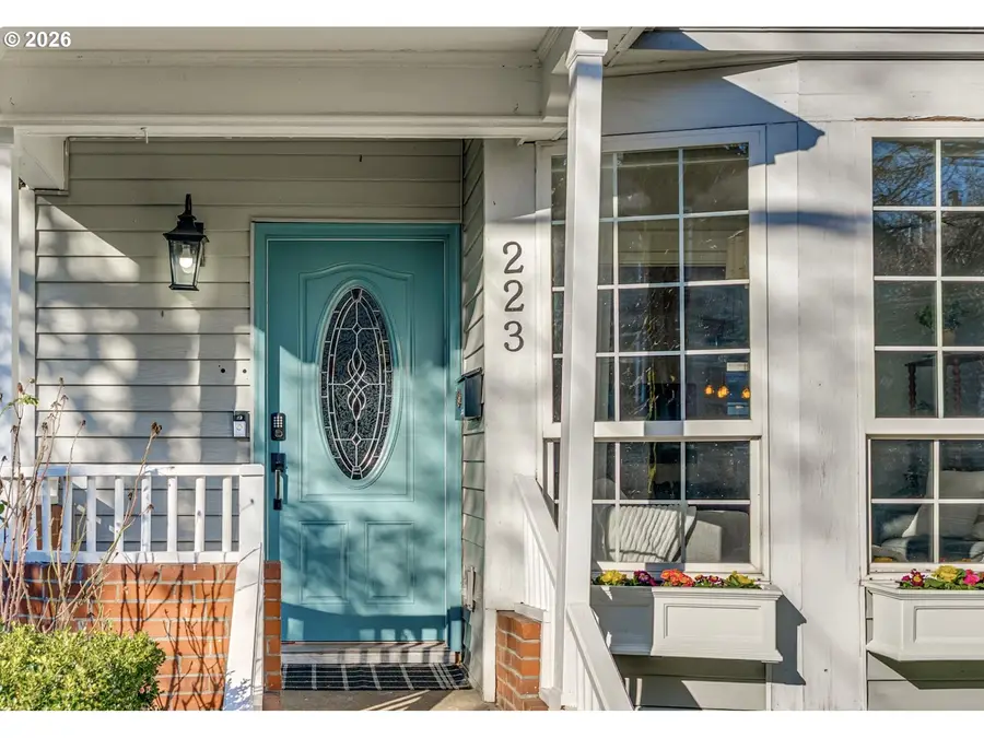 223 S Whitaker St, Portland, OR 97239 - #2