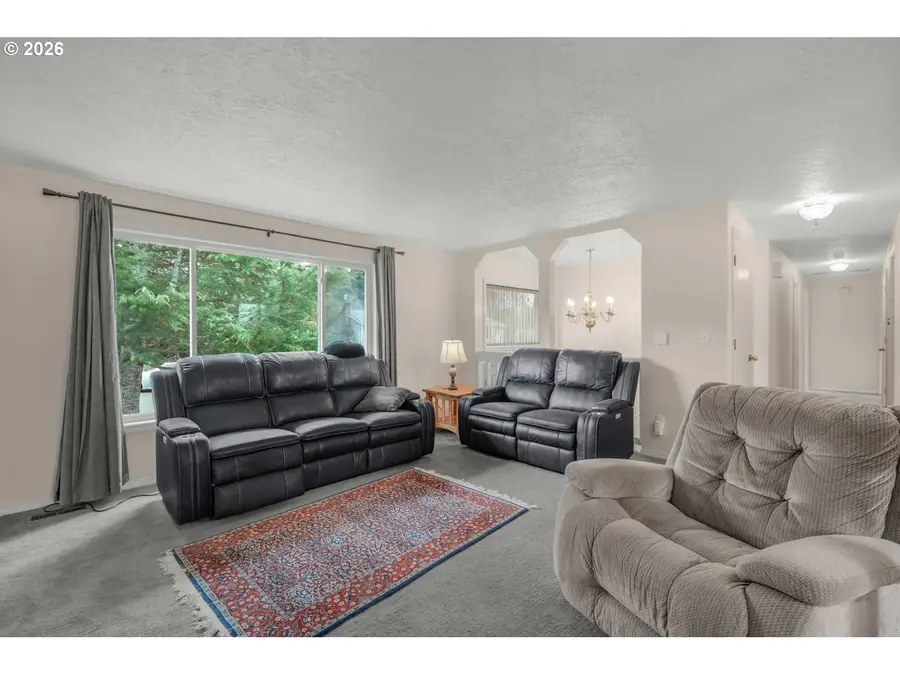 1829 SW 17th St, Gresham, OR 97080 - #2