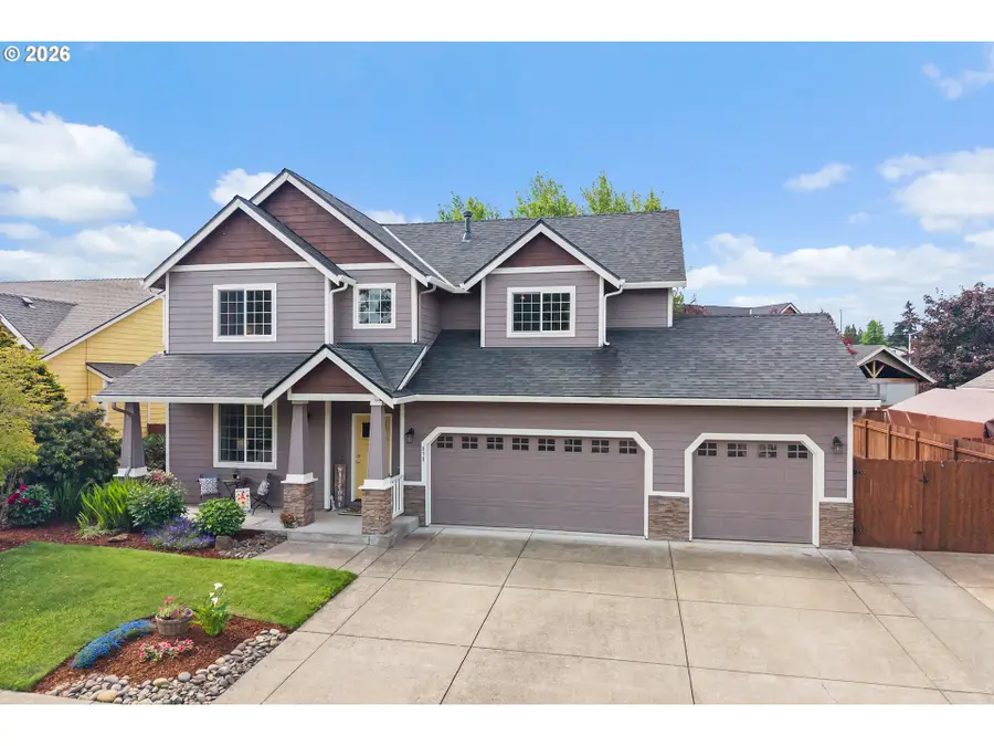 838 Sunrise Dr, Stayton, OR 97383 - #2