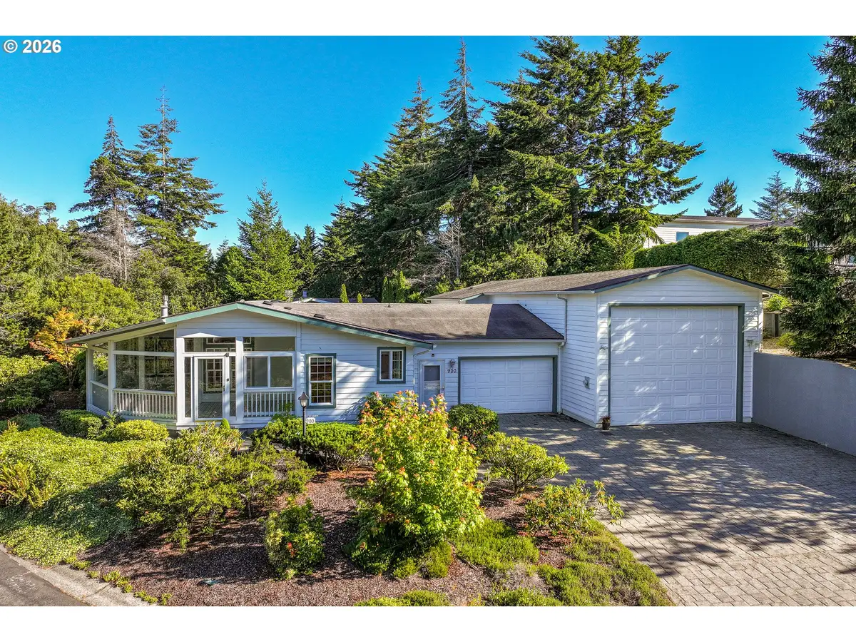 900 Lillie Circle Dr, Florence, OR 97439 - #1
