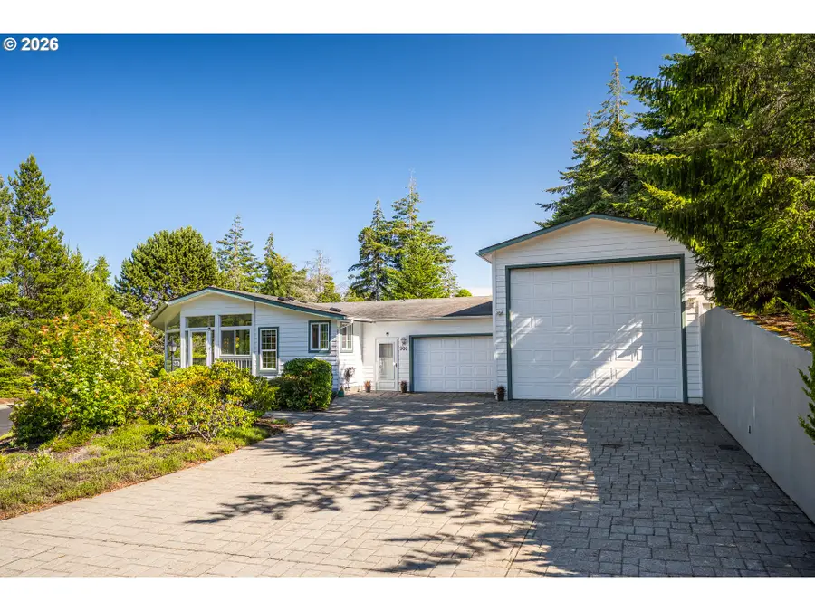 900 Lillie Circle Dr, Florence, OR 97439 - #2