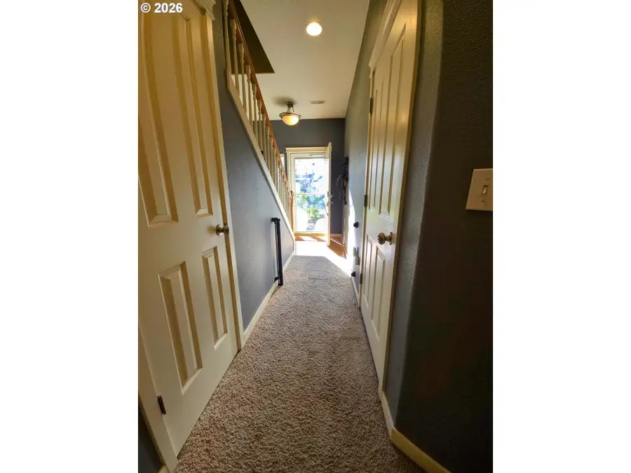 2543 NW 2nd Ter, Gresham, OR 97030 - Image #2