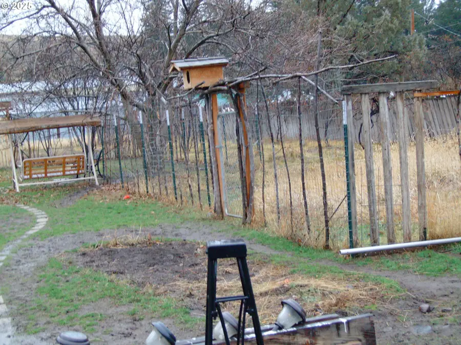 527 S Dewey St, Union, OR 97883 - Image #3