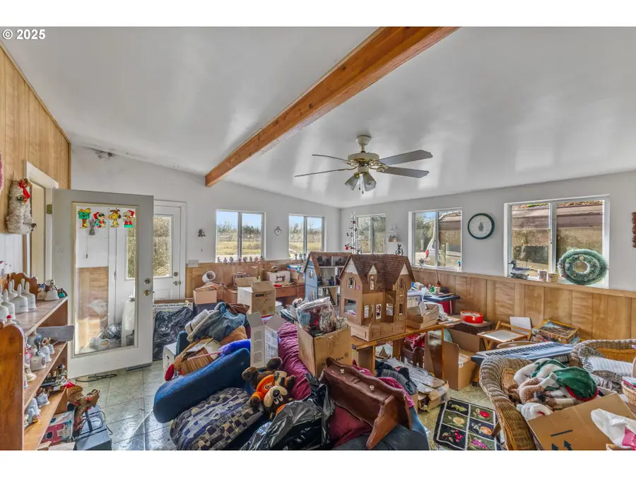 42307 N River Dr, Sweet Home, OR 97386 - Image #2