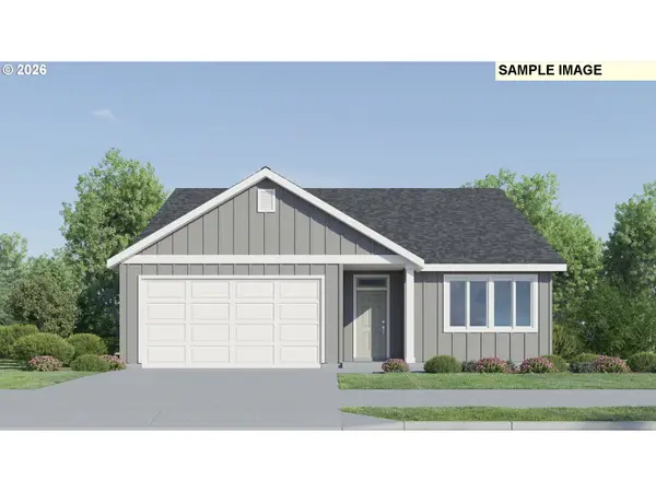246 NE Hunter Dr, Estacada, OR 97023