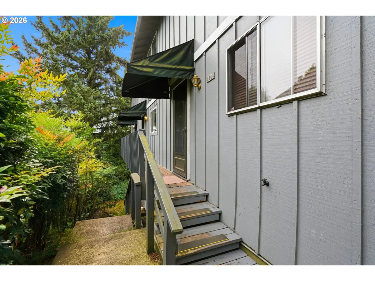 7408 S Virginia Ave, Portland, OR 97219 - #1