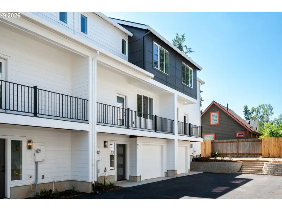 91 NE 78th Ave, Portland, OR 97213 - #3