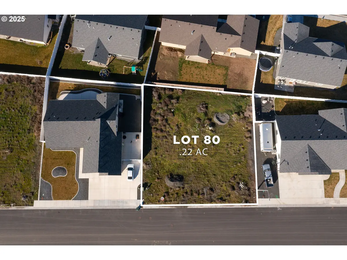 572 SW Desert Sky Dr #80, Hermiston, OR 97838 - Image #1