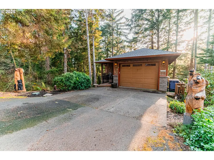 2278 NE Hotspur Ln, Lincoln City, OR 97367 - Image #2