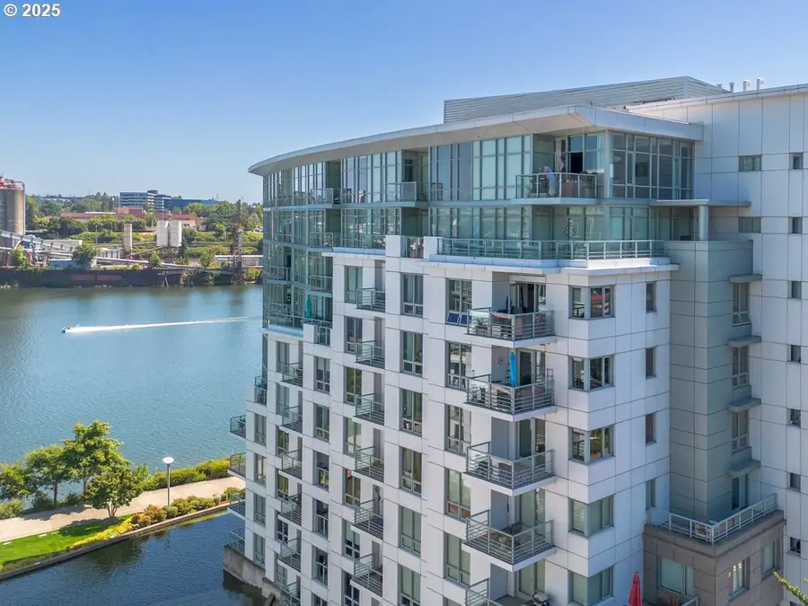 1260 NW Naito Pkwy #807B, Portland, OR 97209 - Image #2