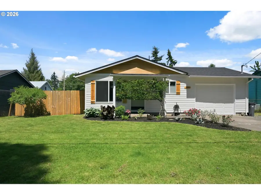 355 Stark St, Woodburn, OR 97071 - #2
