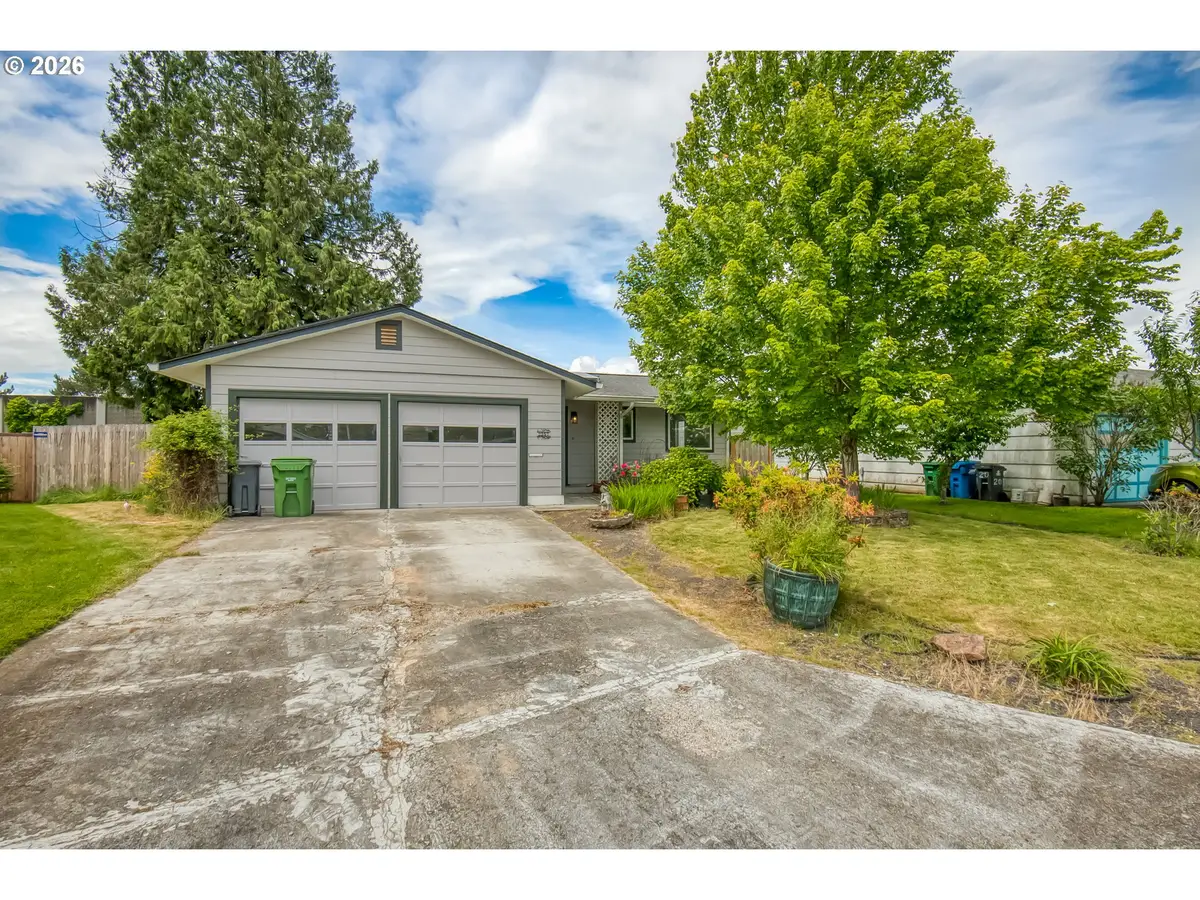 2257 Country Club Ter, Woodburn, OR 97071 - #1