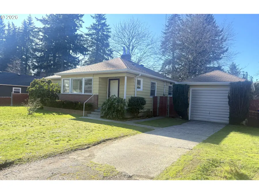 729 NE 117th Ave, Portland, OR 97220 - #2