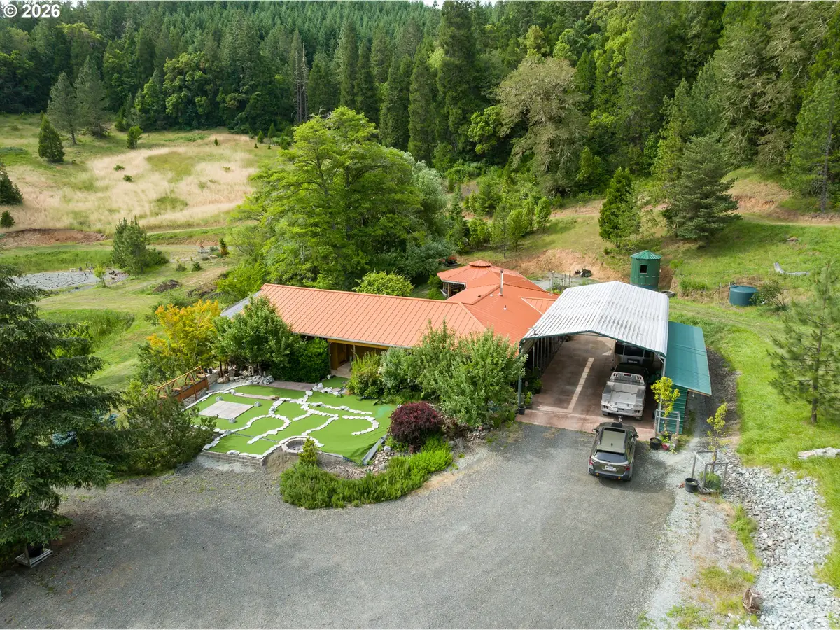 1620 Big Lick Ln, Myrtle Creek Riddle, OR 97457 - #1