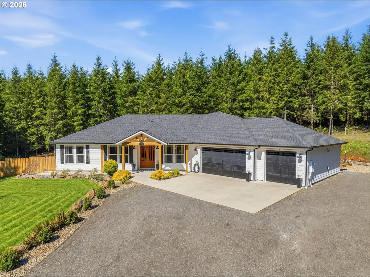 945 Thimbleberry Dr, Rose Valley, WA 98611 - #1