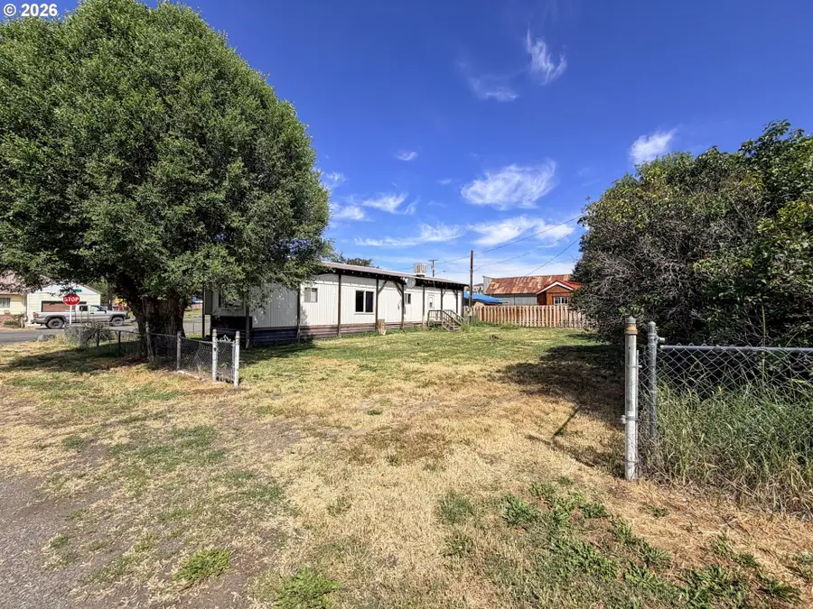 153 SW Kilbourne St, Prairie City, OR 97869 - #2