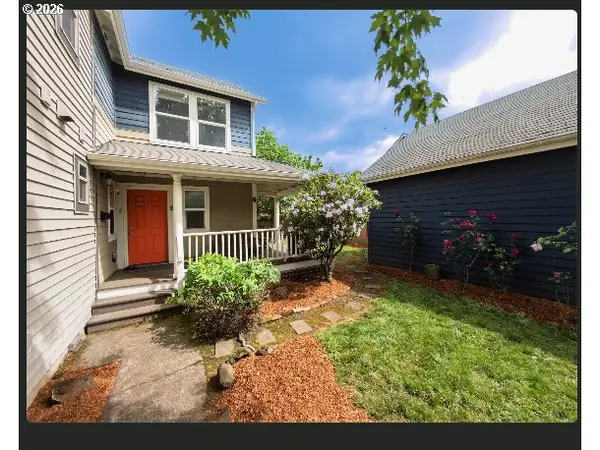 837 NE Roselawn St, Portland, OR 97211