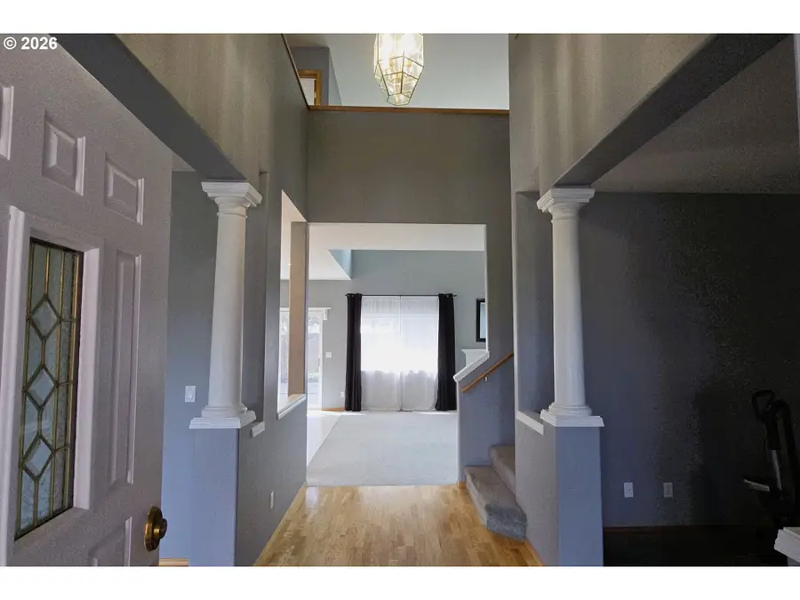 13614 SW Northview Dr, Tigard, OR 97223 - #3