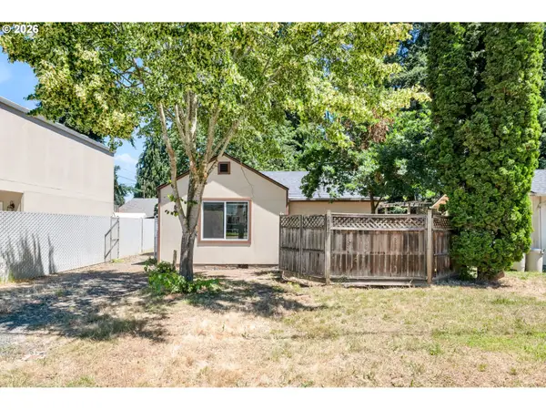 2025 Devos St, Eugene, OR 97402
