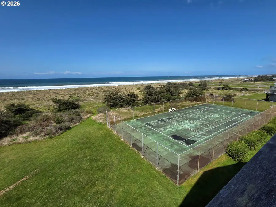 29134 Ellensburg Ave #27, Gold Beach, OR 97444 - #3