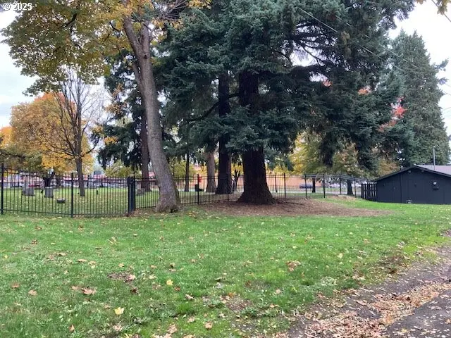 4855 NE 99th Ave, Portland, OR 97220 - Image #1