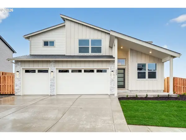 2039 E Otter Loop, LaCenter, WA 98629