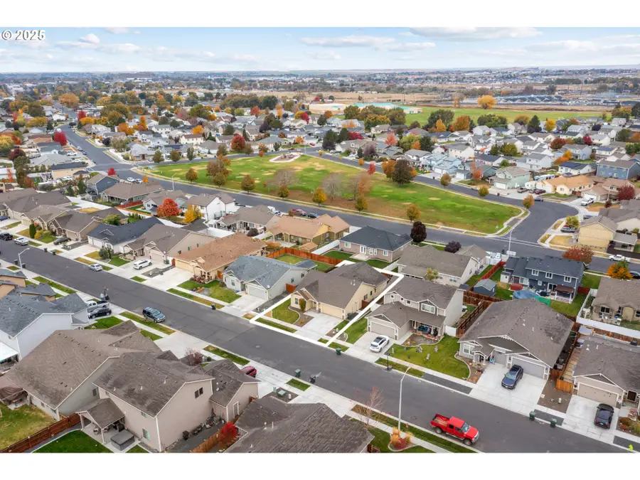 1437 E Hurlburt Ave, Hermiston, OR 97838 - Image #2