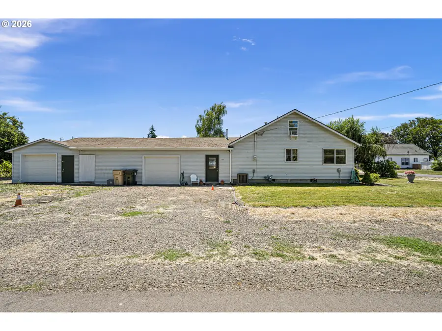 112 E 2nd St, Halsey, OR 97348 - #3