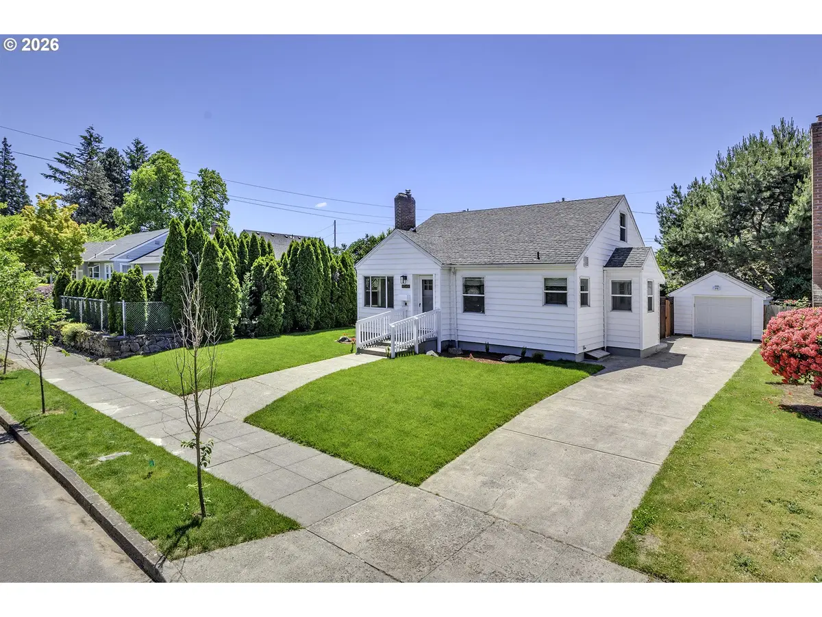 4768 N Yale St, Portland, OR 97203 - #1