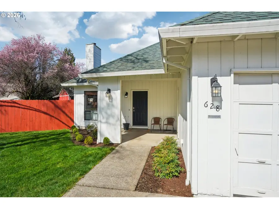 628 SW 1st Ct, Battle Ground, WA 98604 - #3