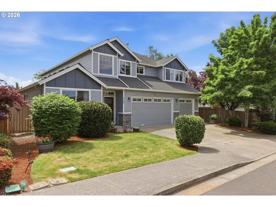 559 E 16th St, Lafayette, OR 97127 - #2