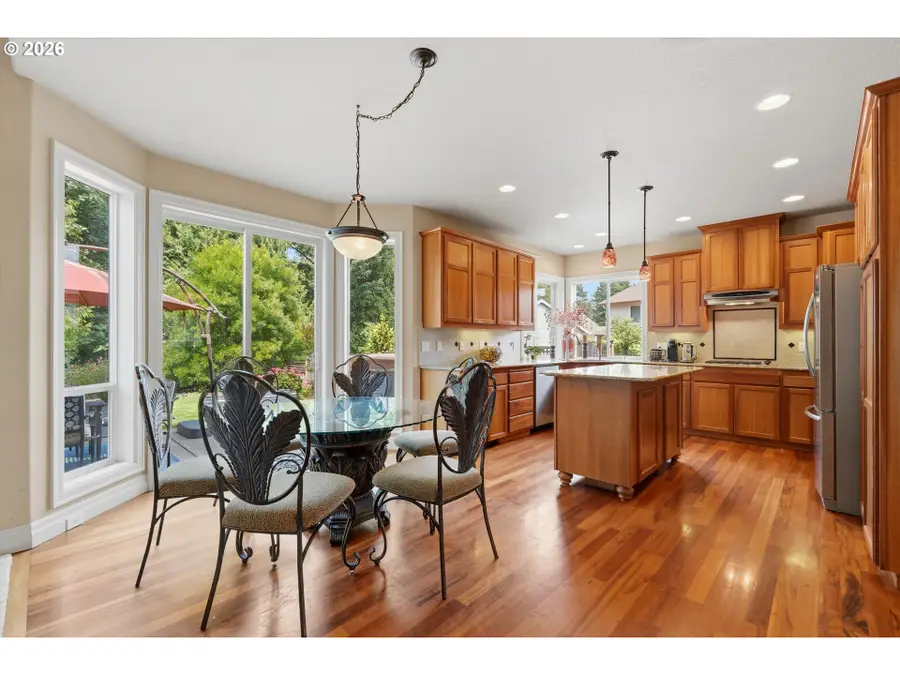 127 SW Gabbert Rd, Gresham, OR 97080 - #3