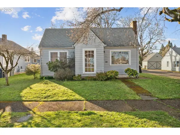 923 SW Ellis St, Dallas, OR 97338