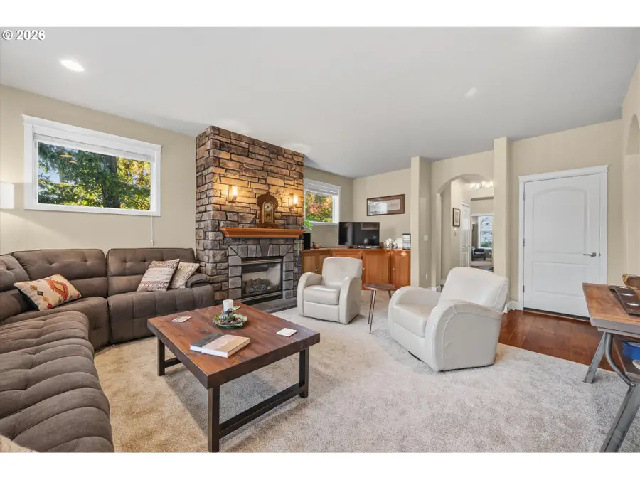 7101 SW Leslie St, Portland, OR 97223 - #3